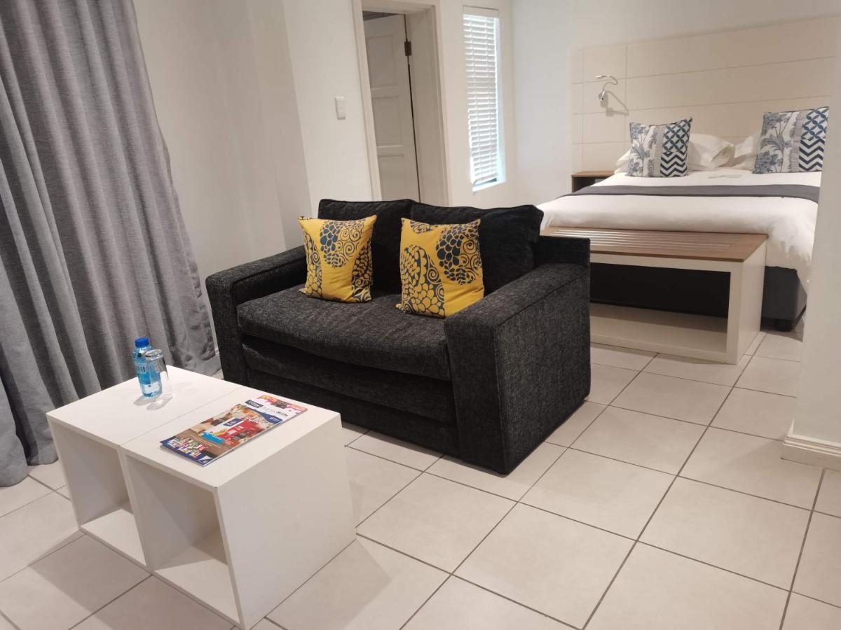 شرق لندن The Paralian Exclusive Guest House المظهر الخارجي الصورة